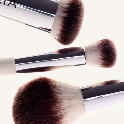 ILIA Complexion Brush with Synthetic Bristles