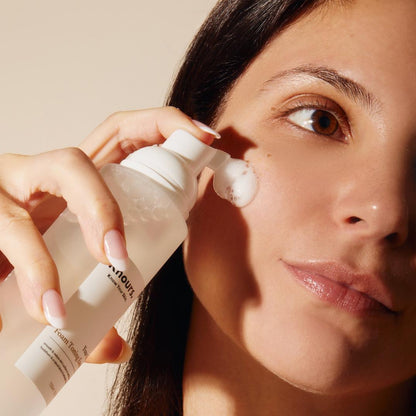 Knours. Soothing Essence Foam Toner