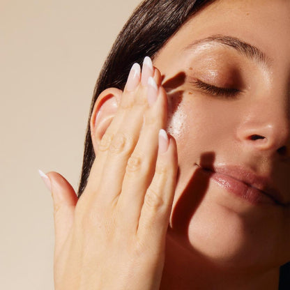 Knours. Soothing Essence Foam Toner