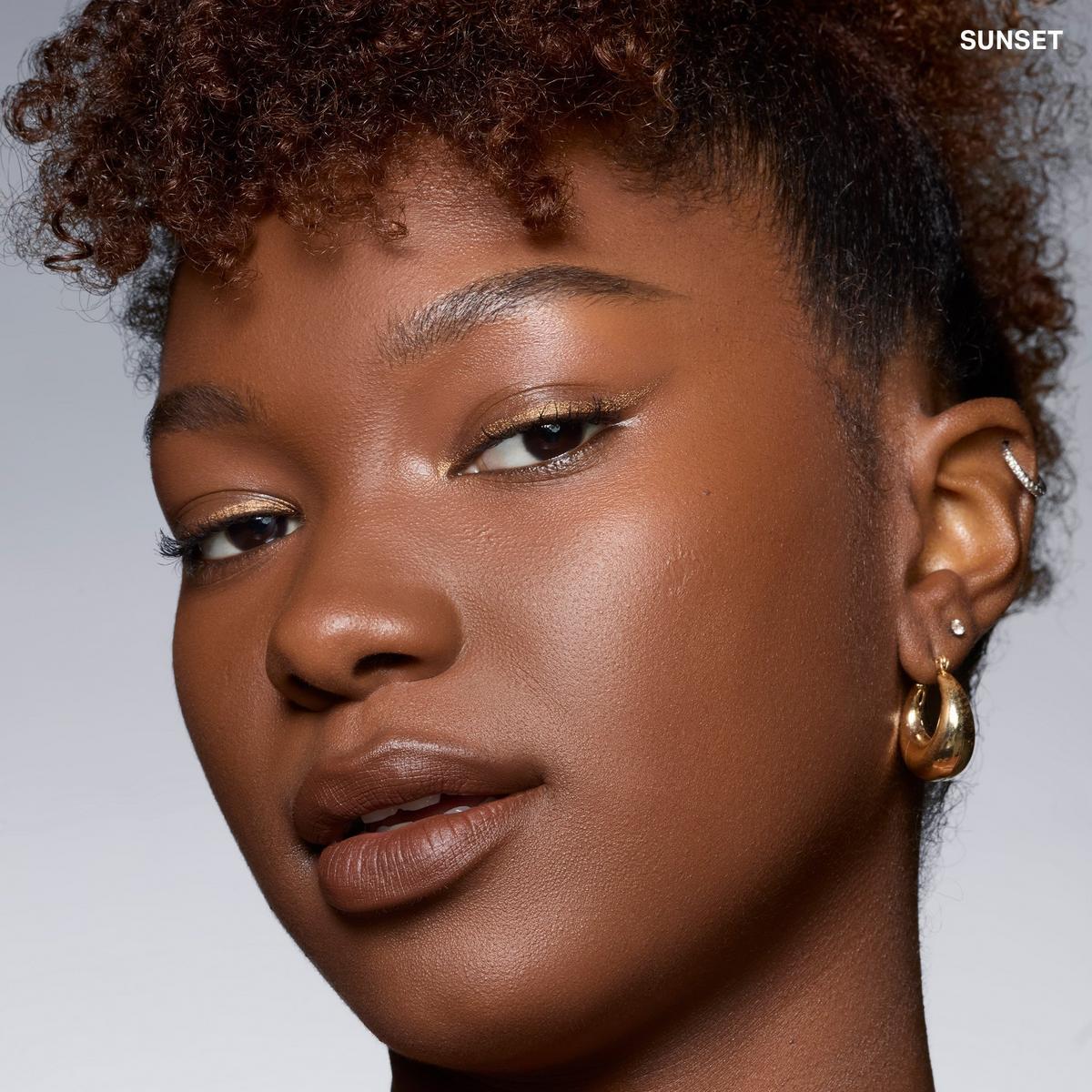 Morphe Cloudlight Soft Glow Veil Finishing Powder
