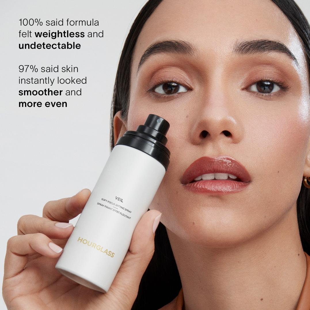 HOURGLASS Veil Soft Focus Setting Spray