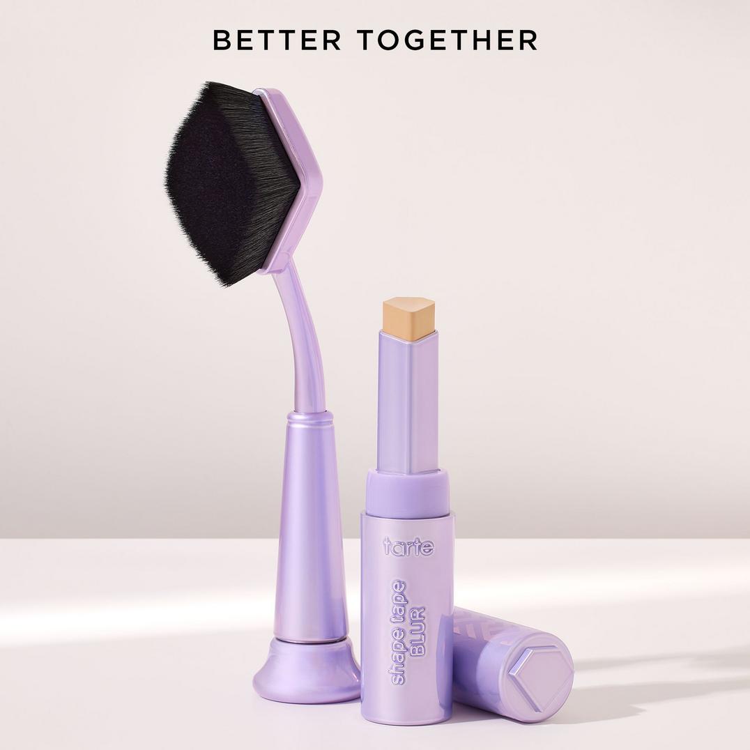 Tarte Shape Tape Blur Concealer Brush