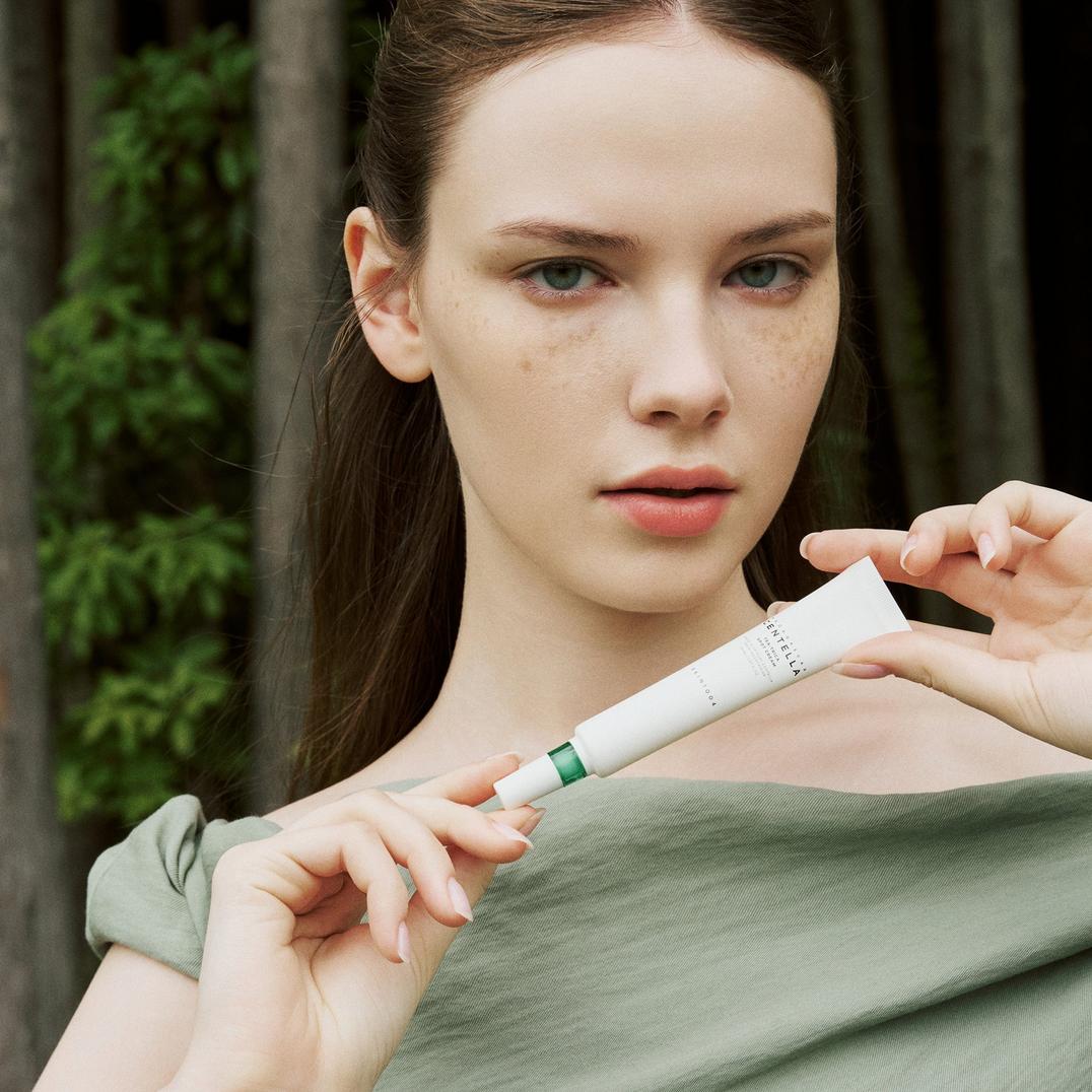 SKIN1004 Madagascar Centella Tea-Trica Spot Cream