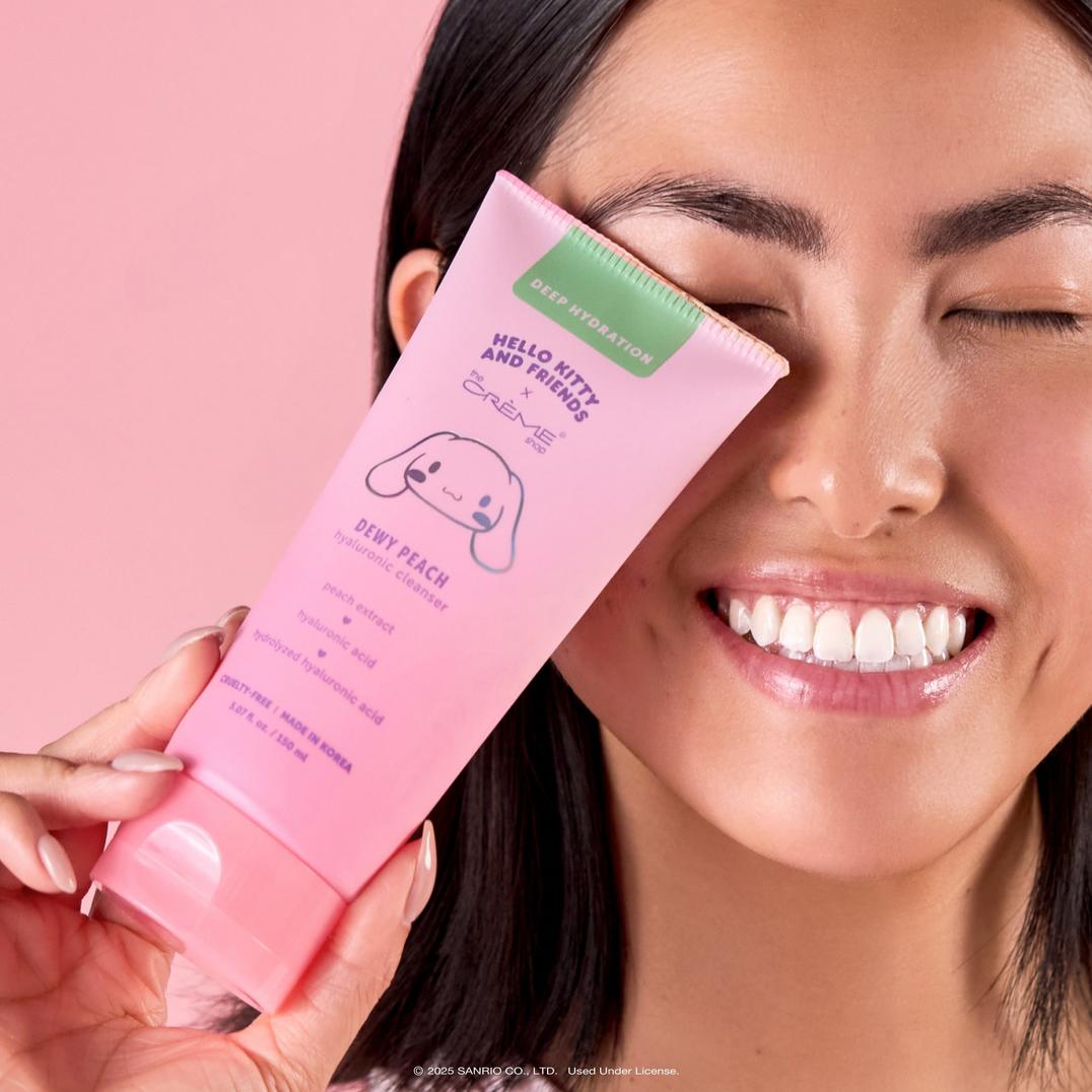 The Crme Shop Hello Kitty and Friends Dewy Peachy Hyaluronic Cleanser