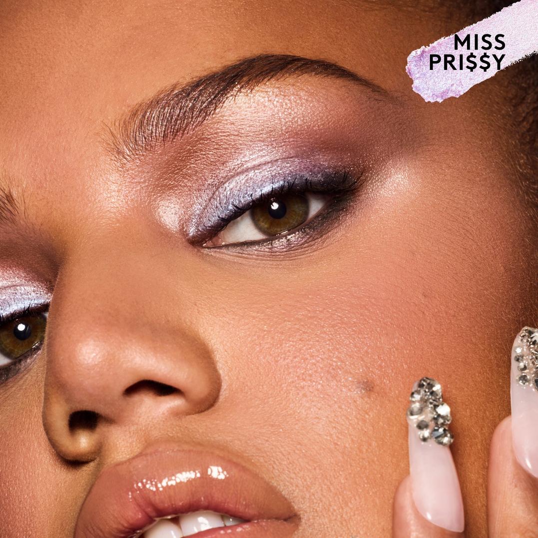 FENTY BEAUTY by Rihanna Shadowstix Diamonds Diamond Veil Eyeshadow Stick