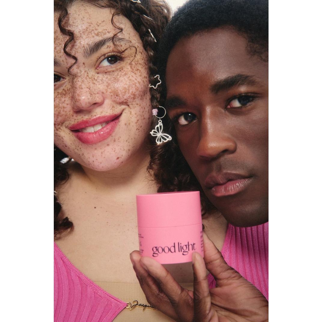 good light Strawberry Moon Grinding Cleansing Balm