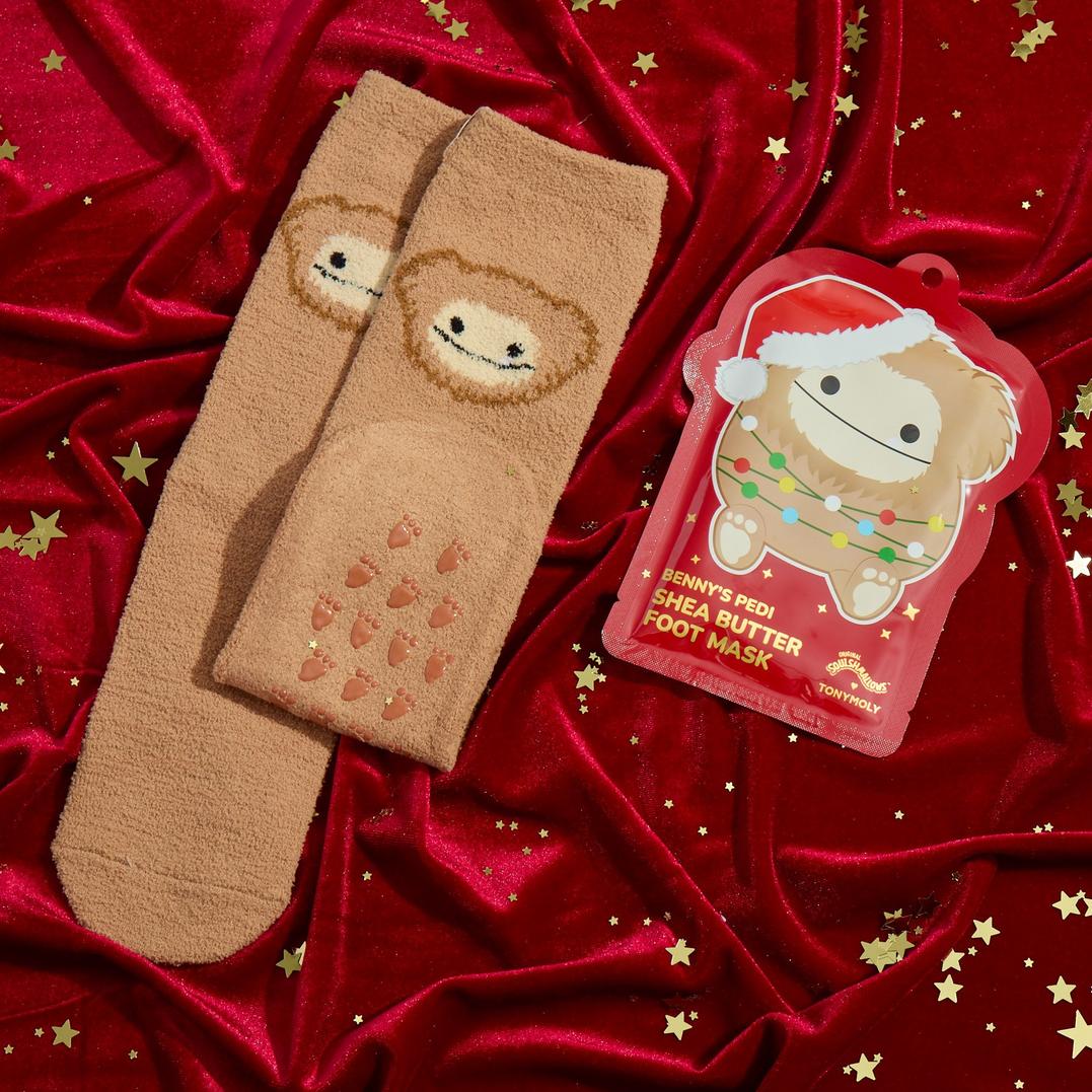 TONYMOLY Squishmallows Benny Foot Mask and Socks Set