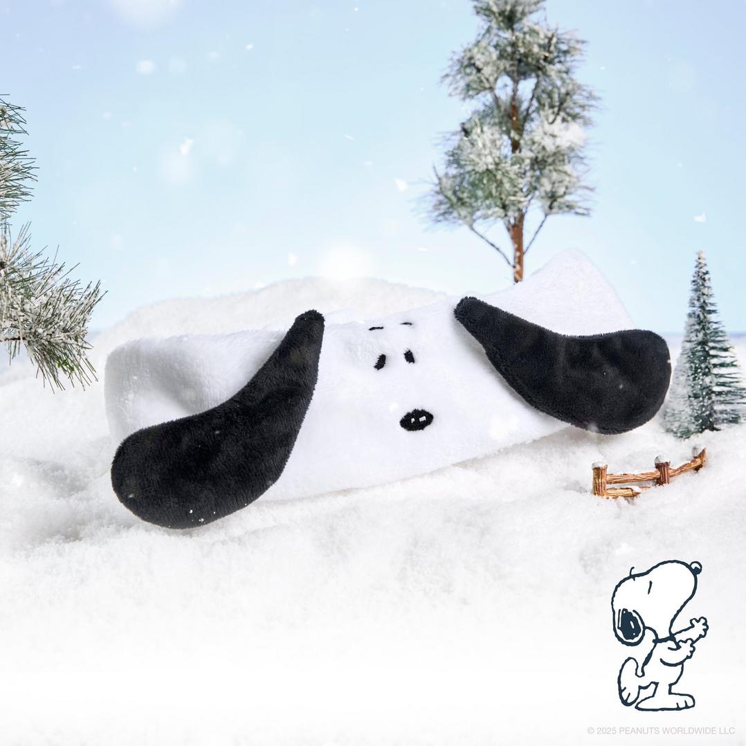 The Crme Shop Peanuts Cool & Cozy Plush Spa Headband