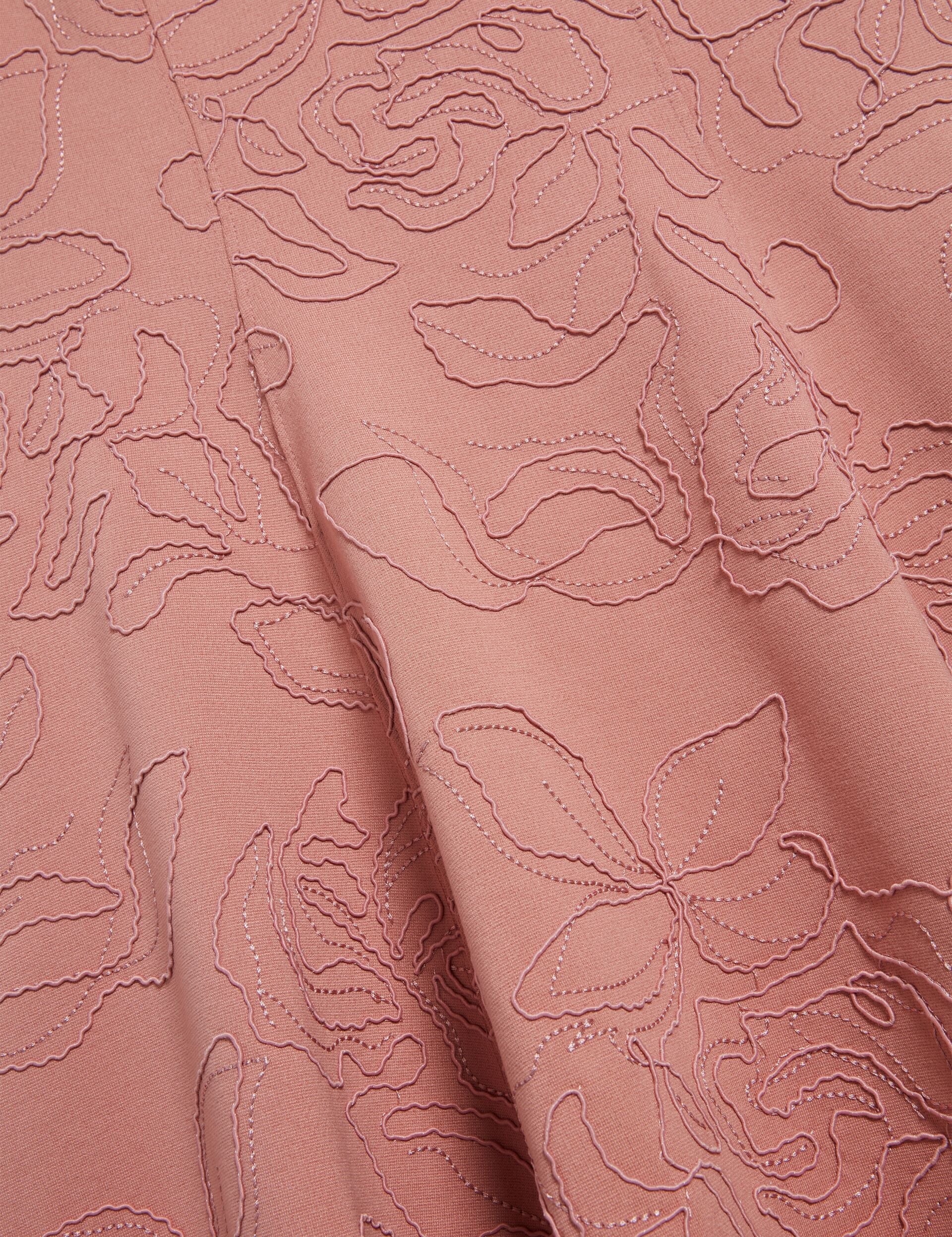 #color_dusky-pink