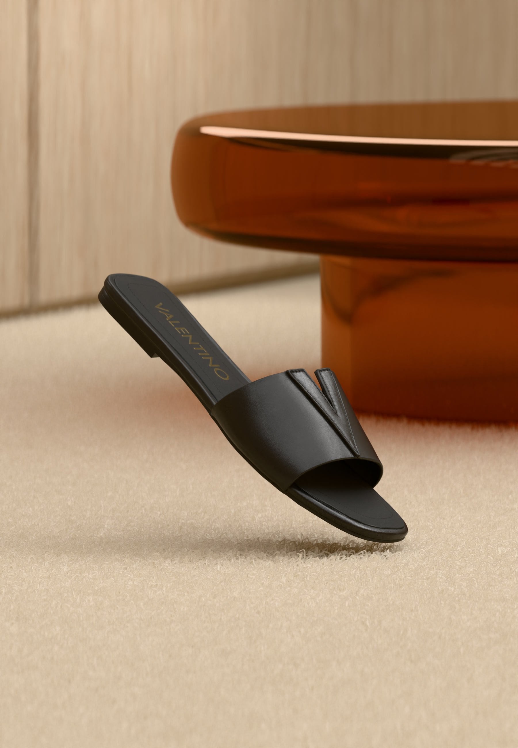 Valentino Resort - Mules - Black