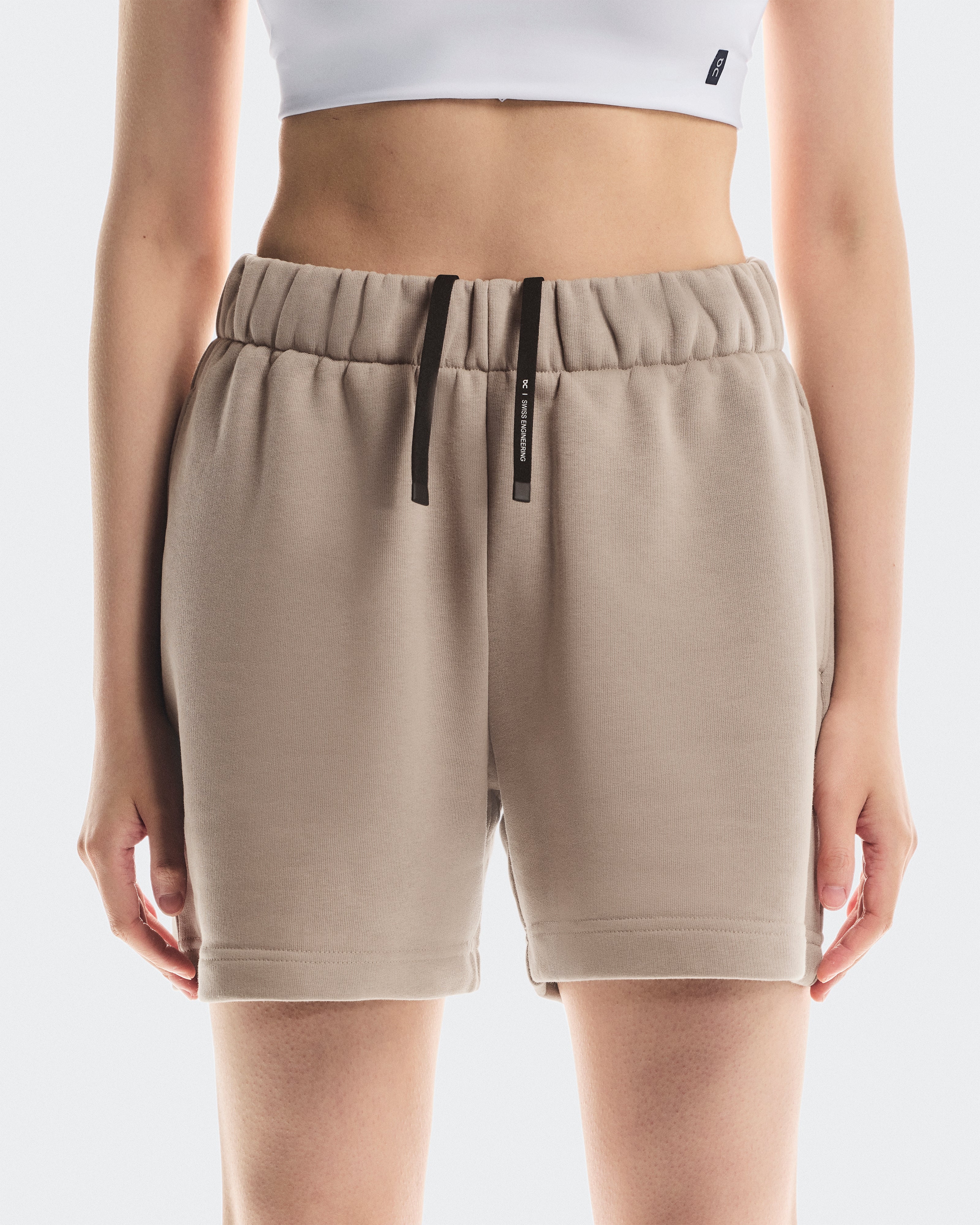 On Club Shorts Desert (Women's)