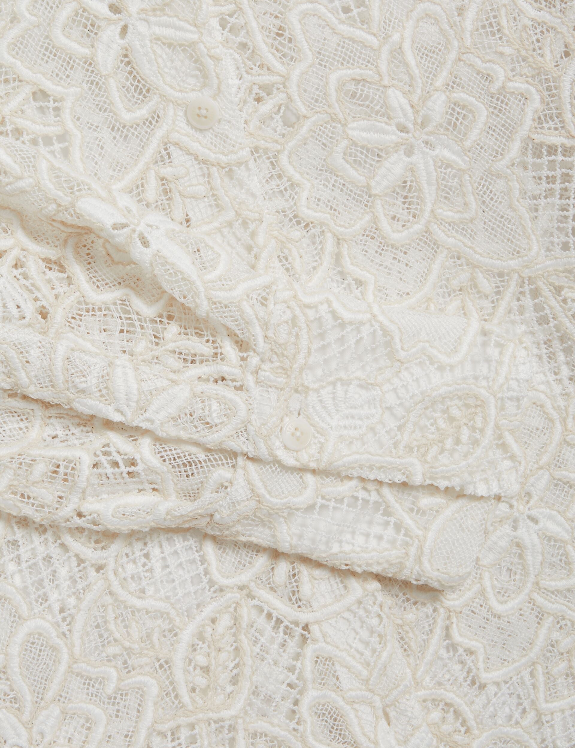 #color_ivory
