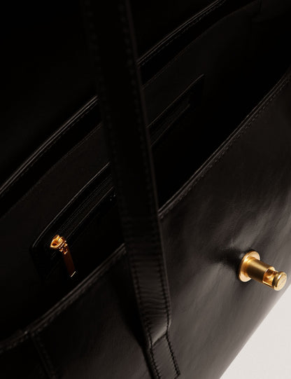 Ted Baker Kkamy Twist Lock Crinkled Leather Baguette Bag Women's