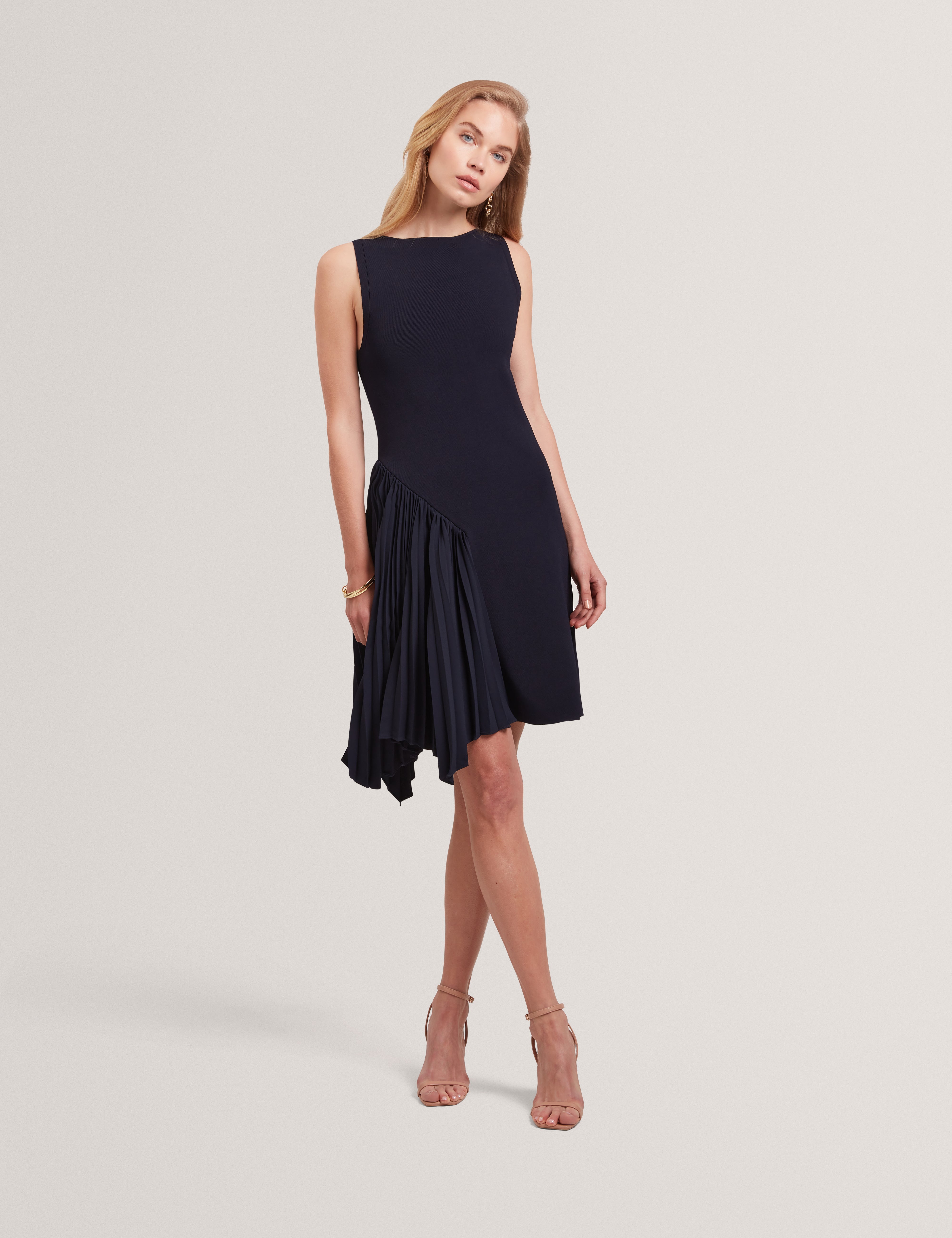 #color_navy
