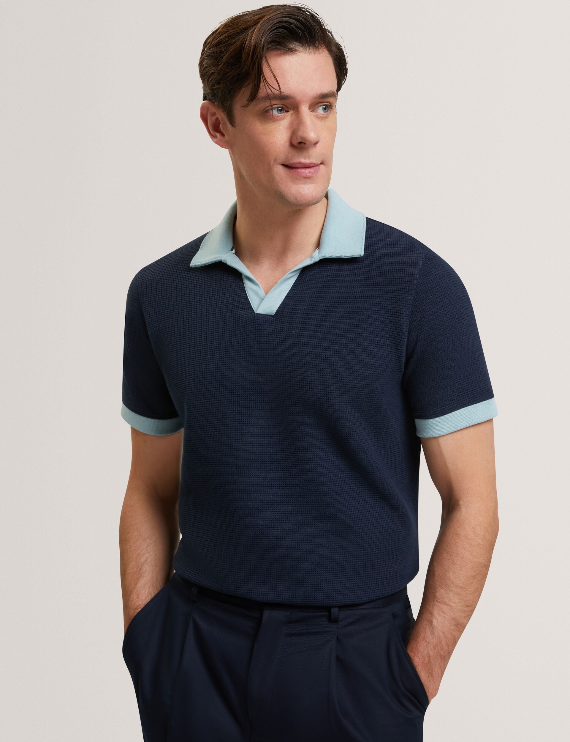 #color_navy