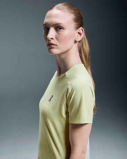 on performance-t Hay | Glacier (Women's)