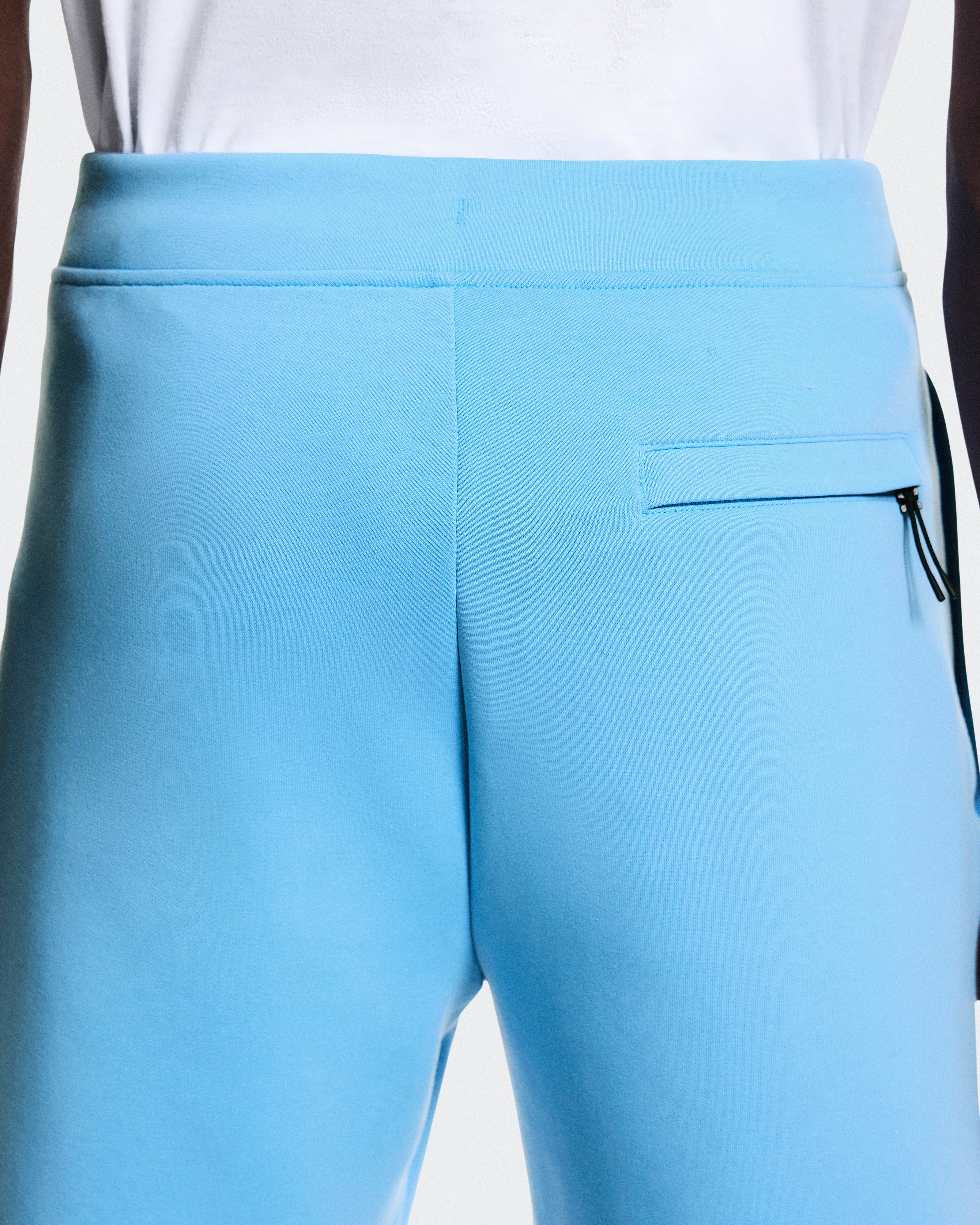 On Focus Tech Sweatpants Gourami