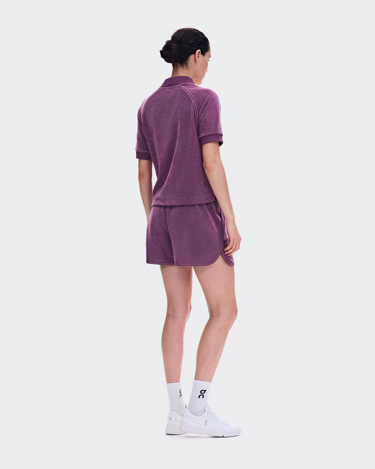 On Courtside Shorts Terry Cassis (Women'S)