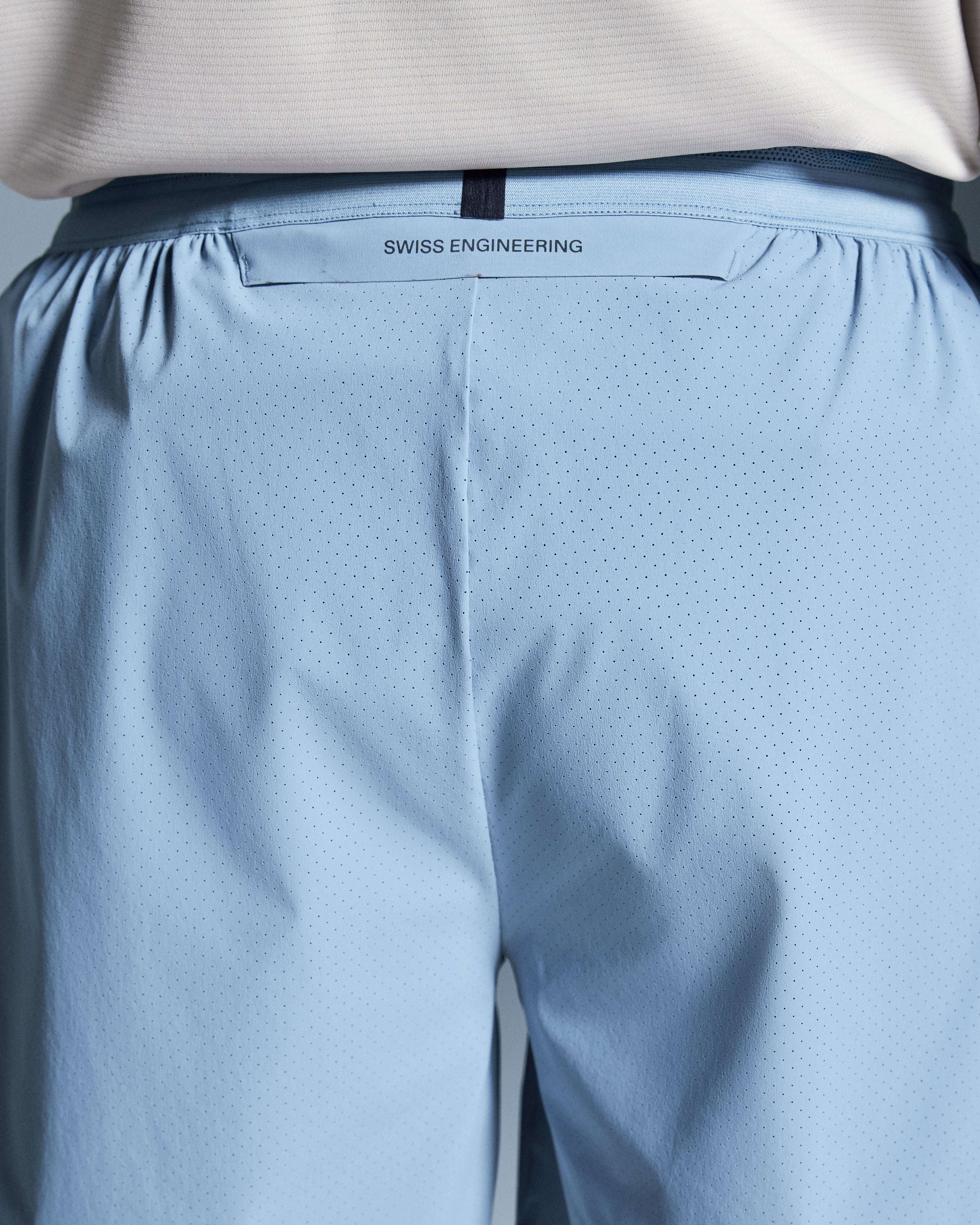 on 5" performance shorts Chambray