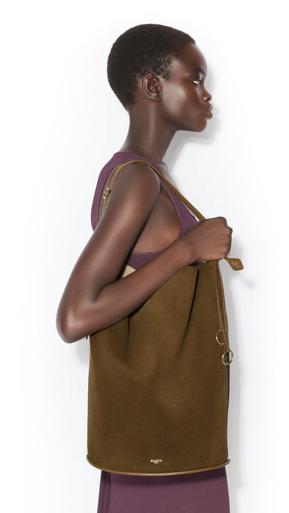Alaïa Hip Large Bucket Bi-Material Bag In Leather