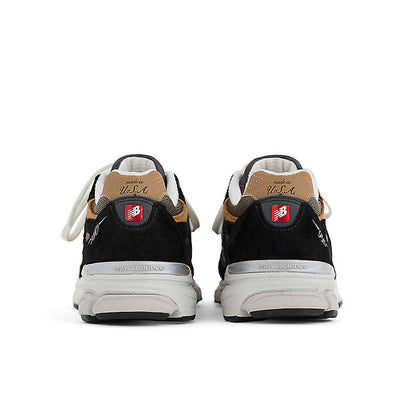 New Balance 990v3 MiUSA Black Tan