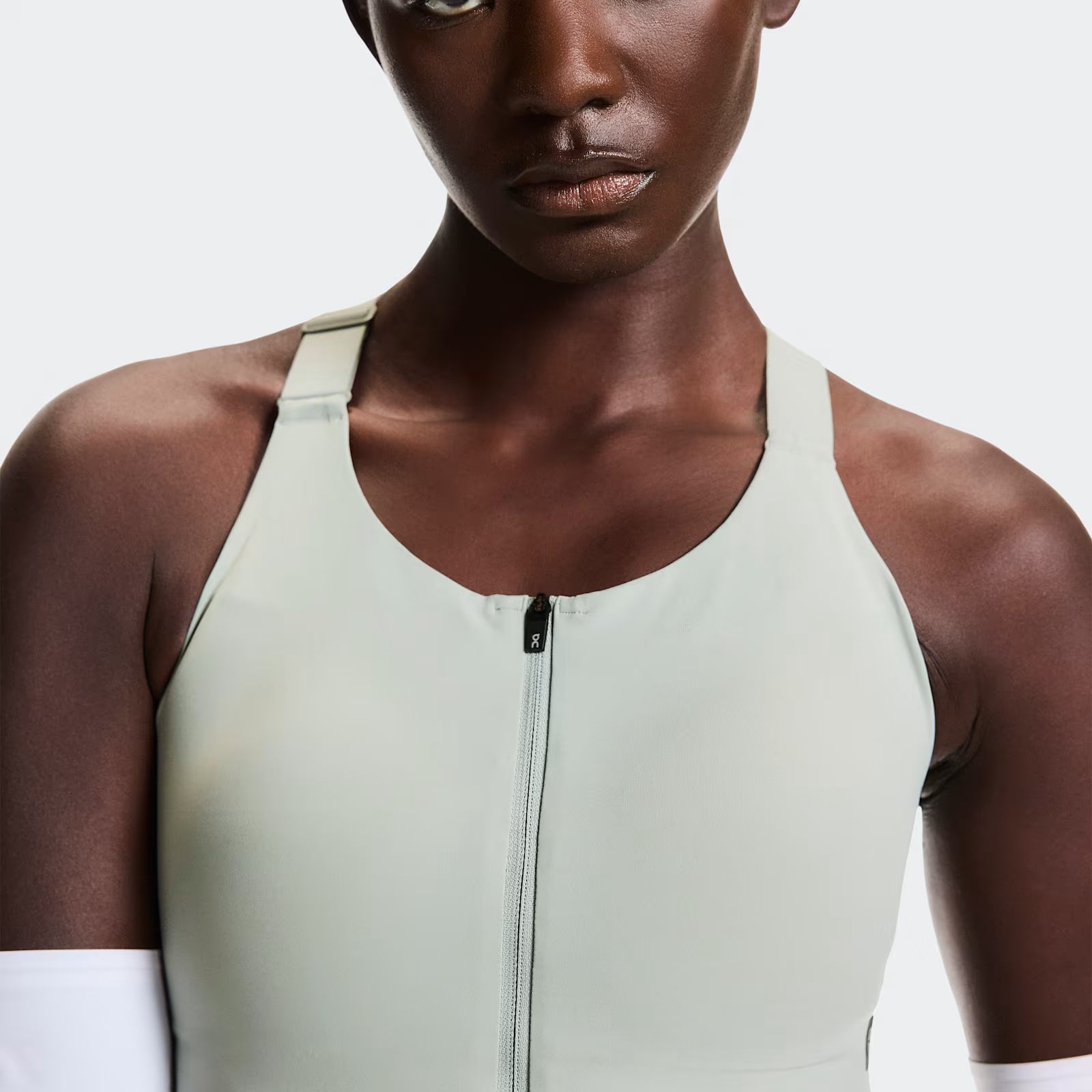 On Endurance Bra Zip Tin (Women'S)