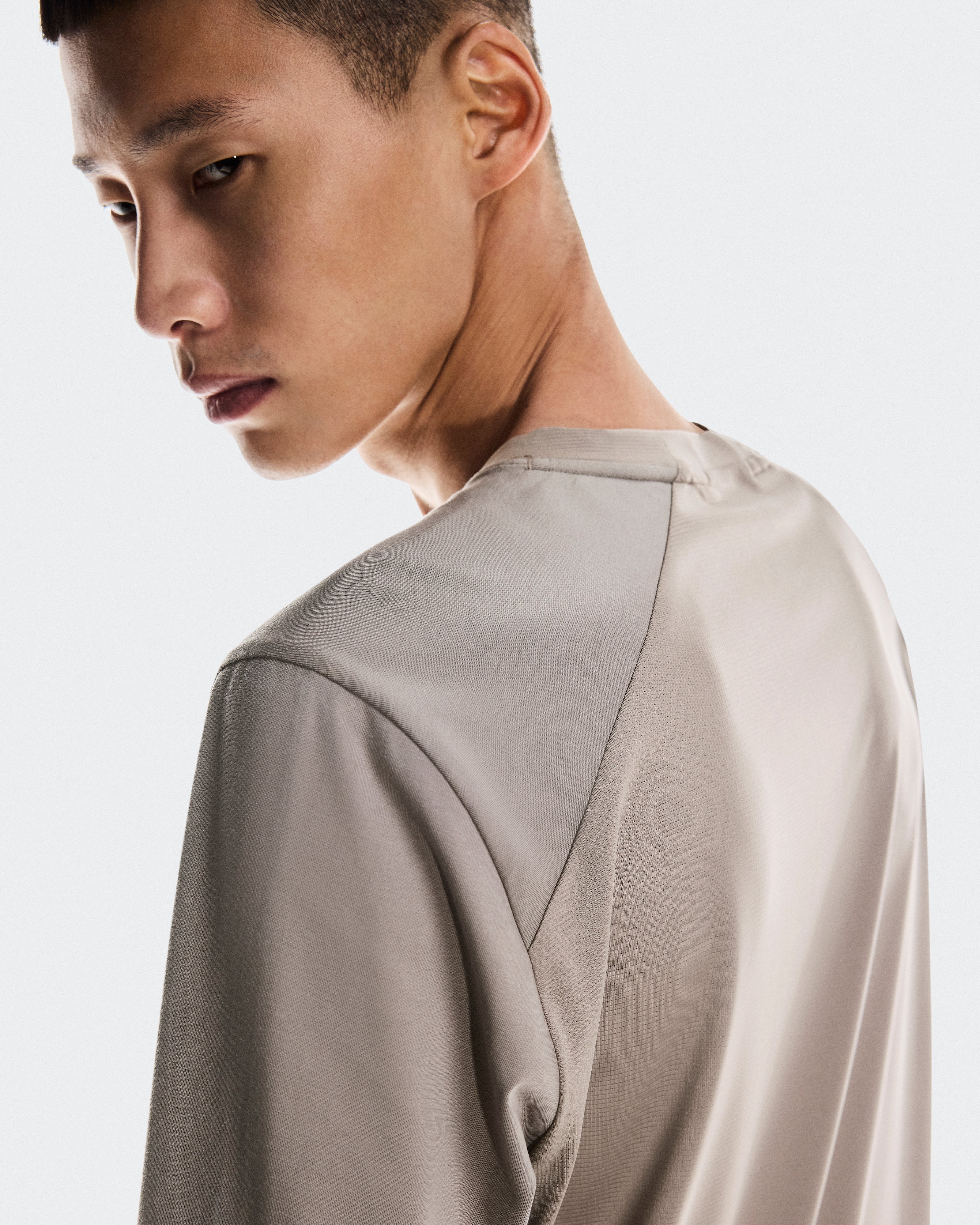 On Trek Long-T Cinder