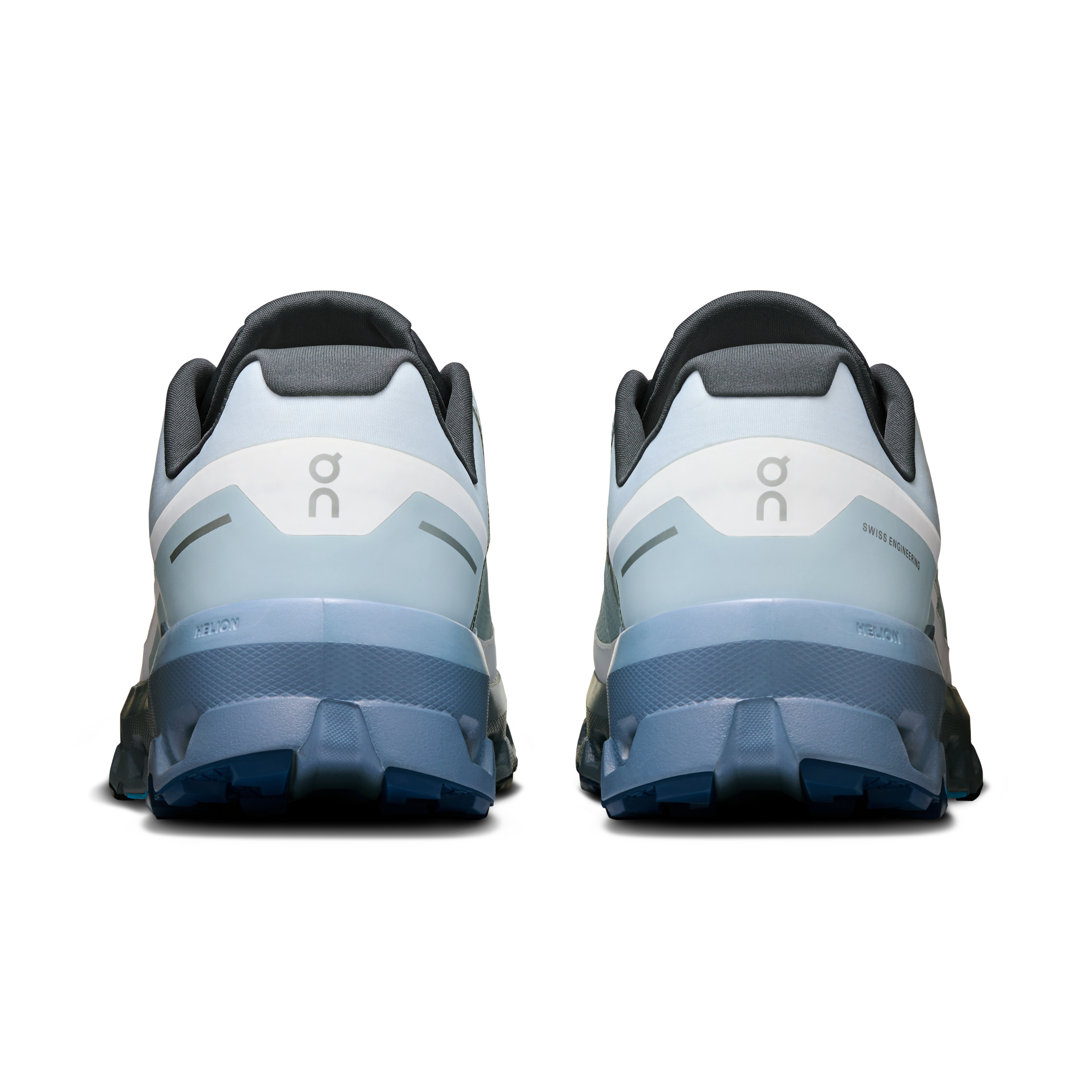 on running cloudvista 2 waterproof arctic chambray