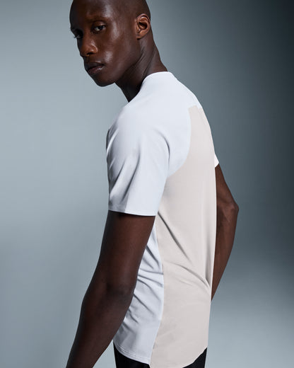 On Performance-T White | Silver