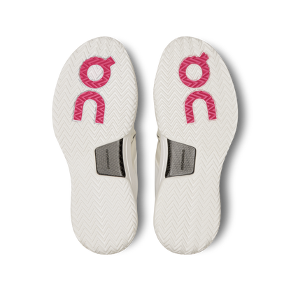on running the roger pro 2 white pink (women's)