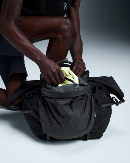 On Track Pack 40L Elite Black | Magnet