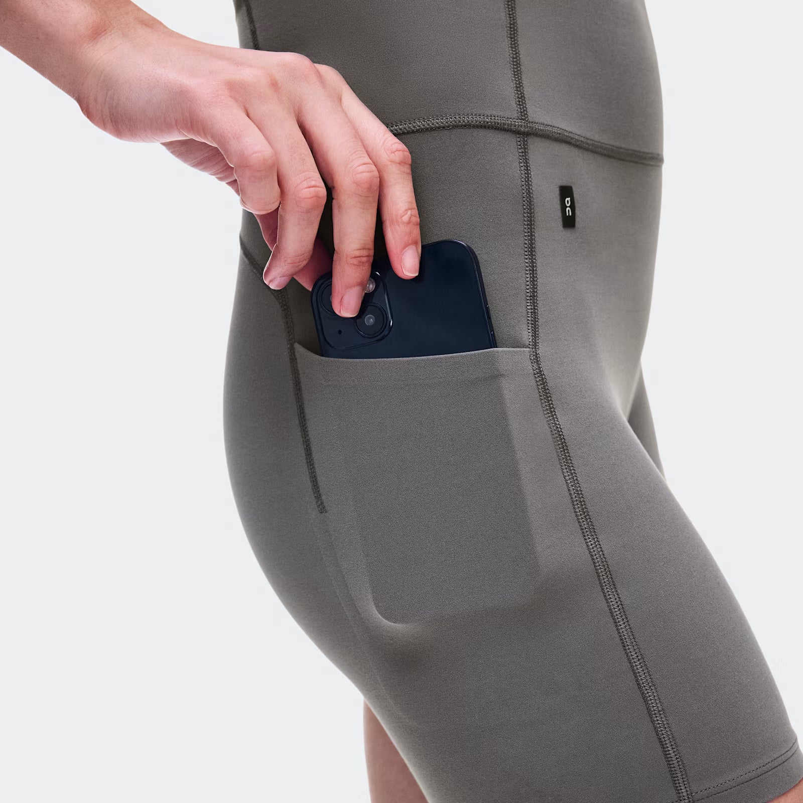 On Studio Leggings Short 6" Ember (Women'S)
