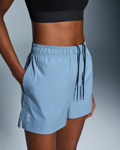 on 3" core shorts Chambray (Women's)
