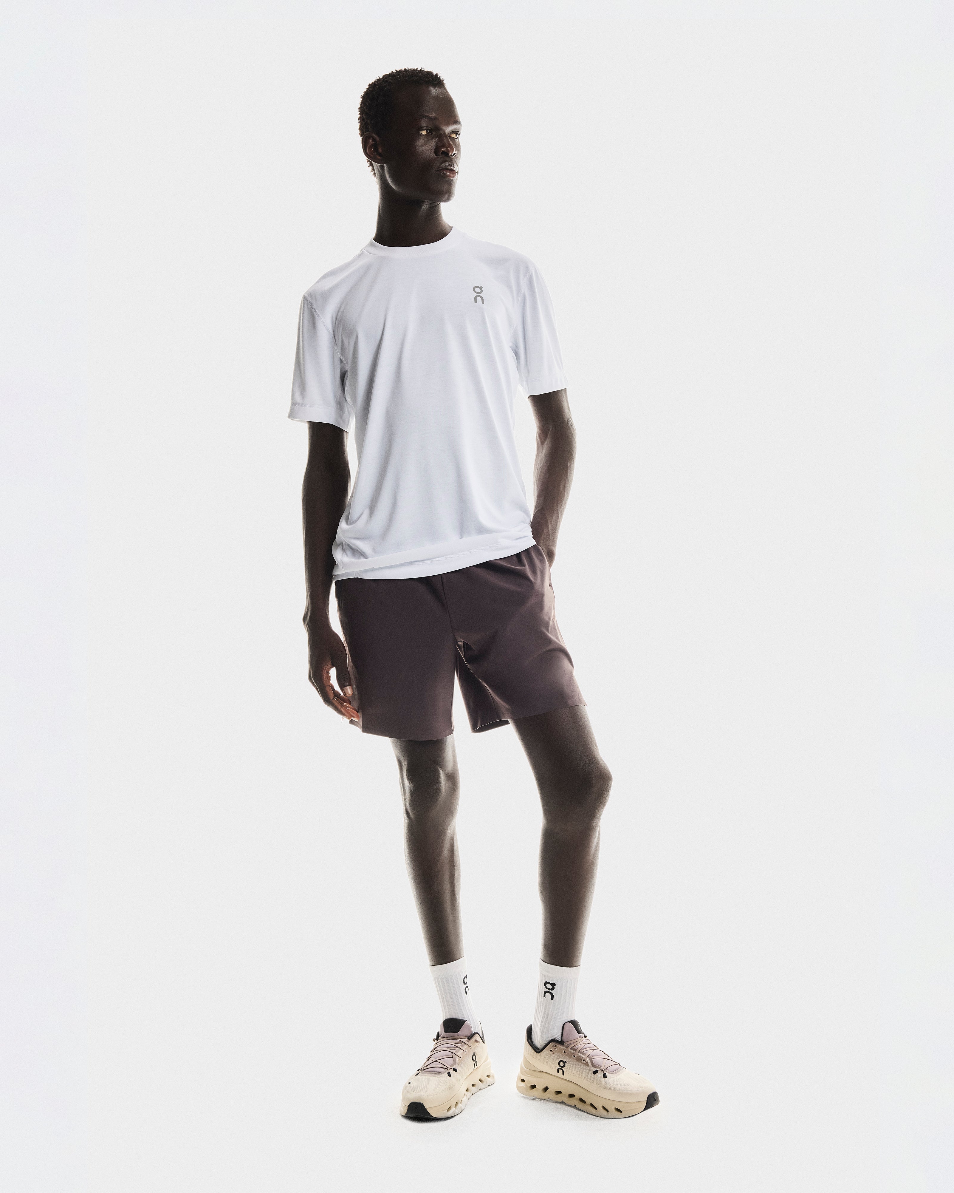 On Focus Shorts Pebble