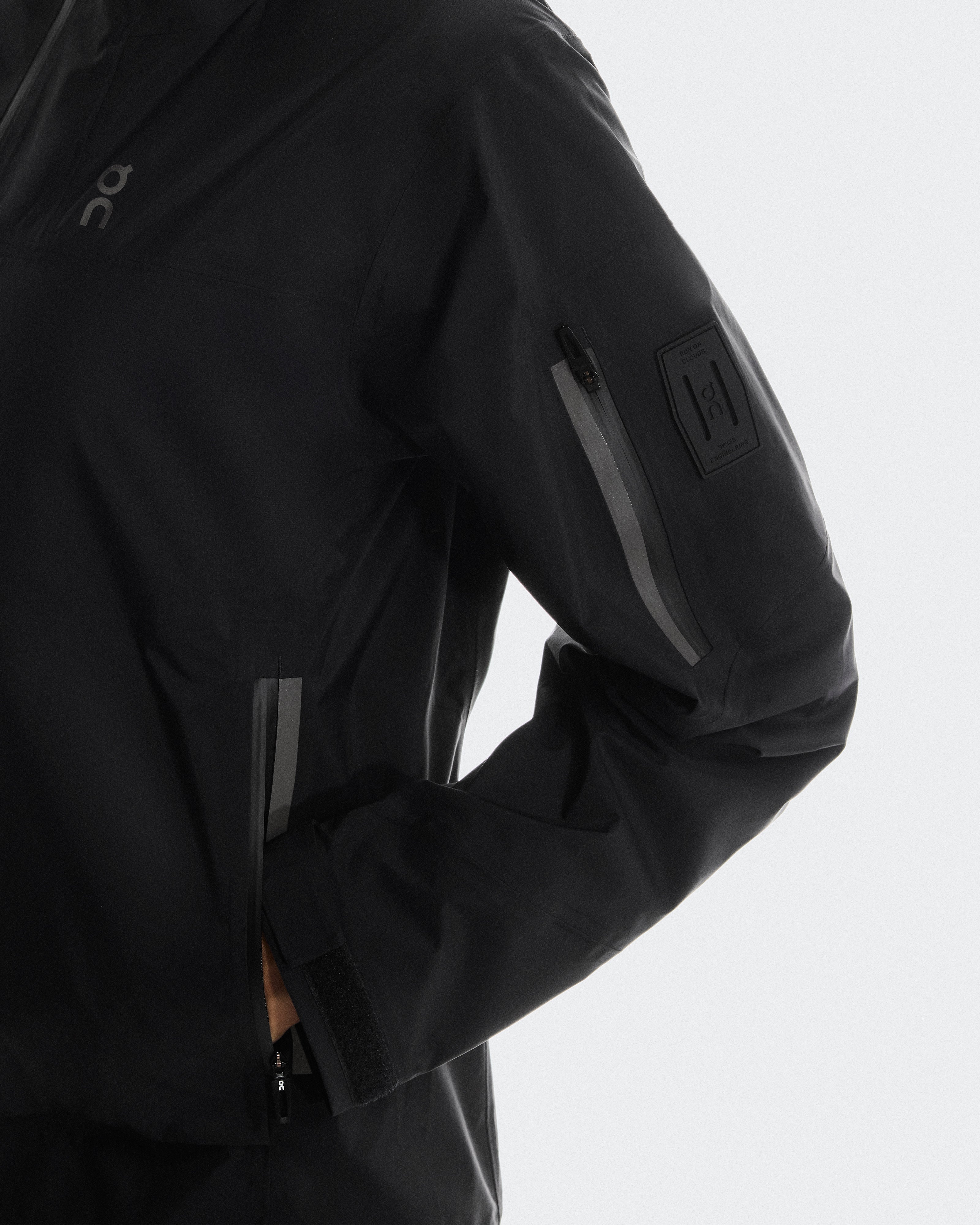 On Trek Jacket Black (Women's)