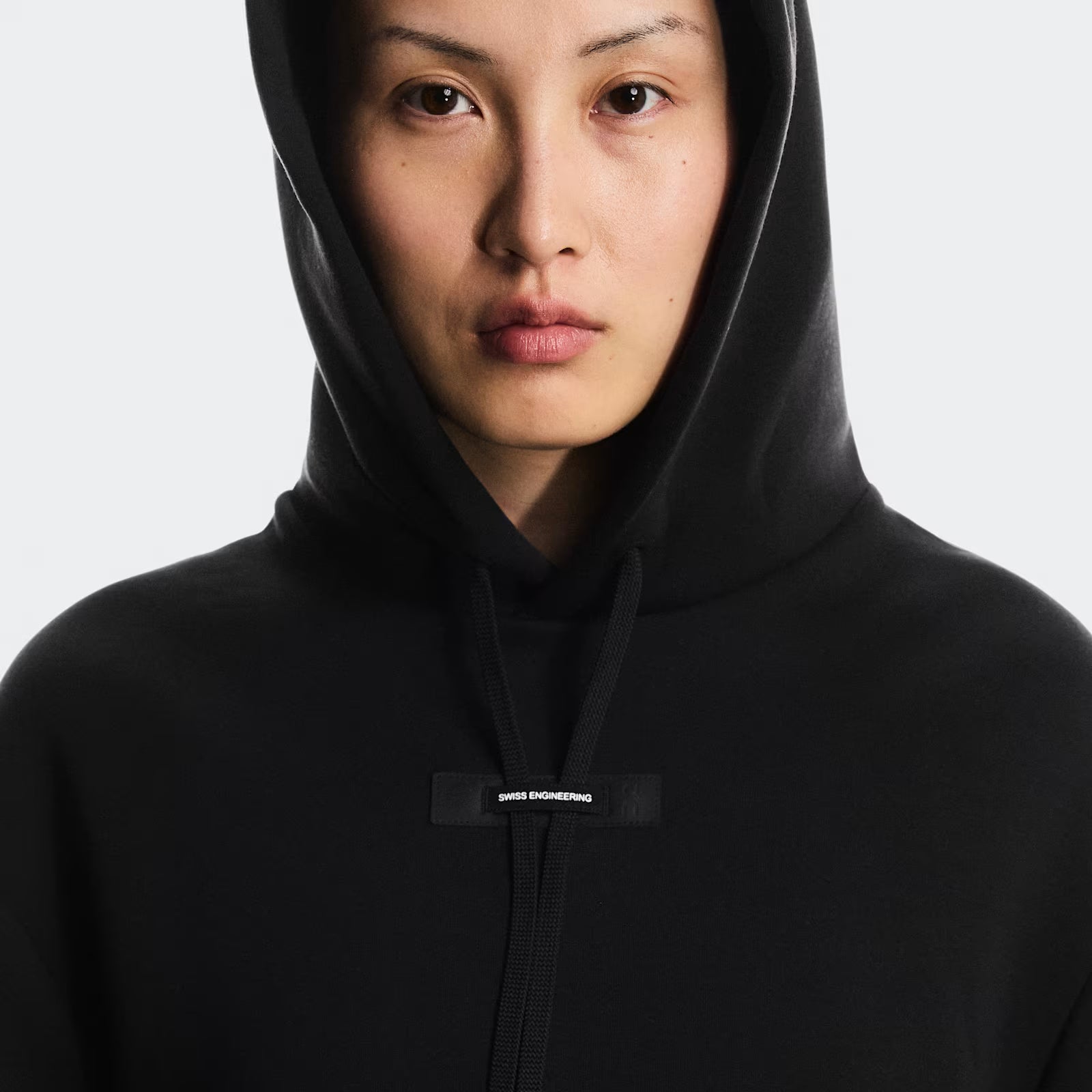 On Focus Tech Hoodie Black (Women'S)