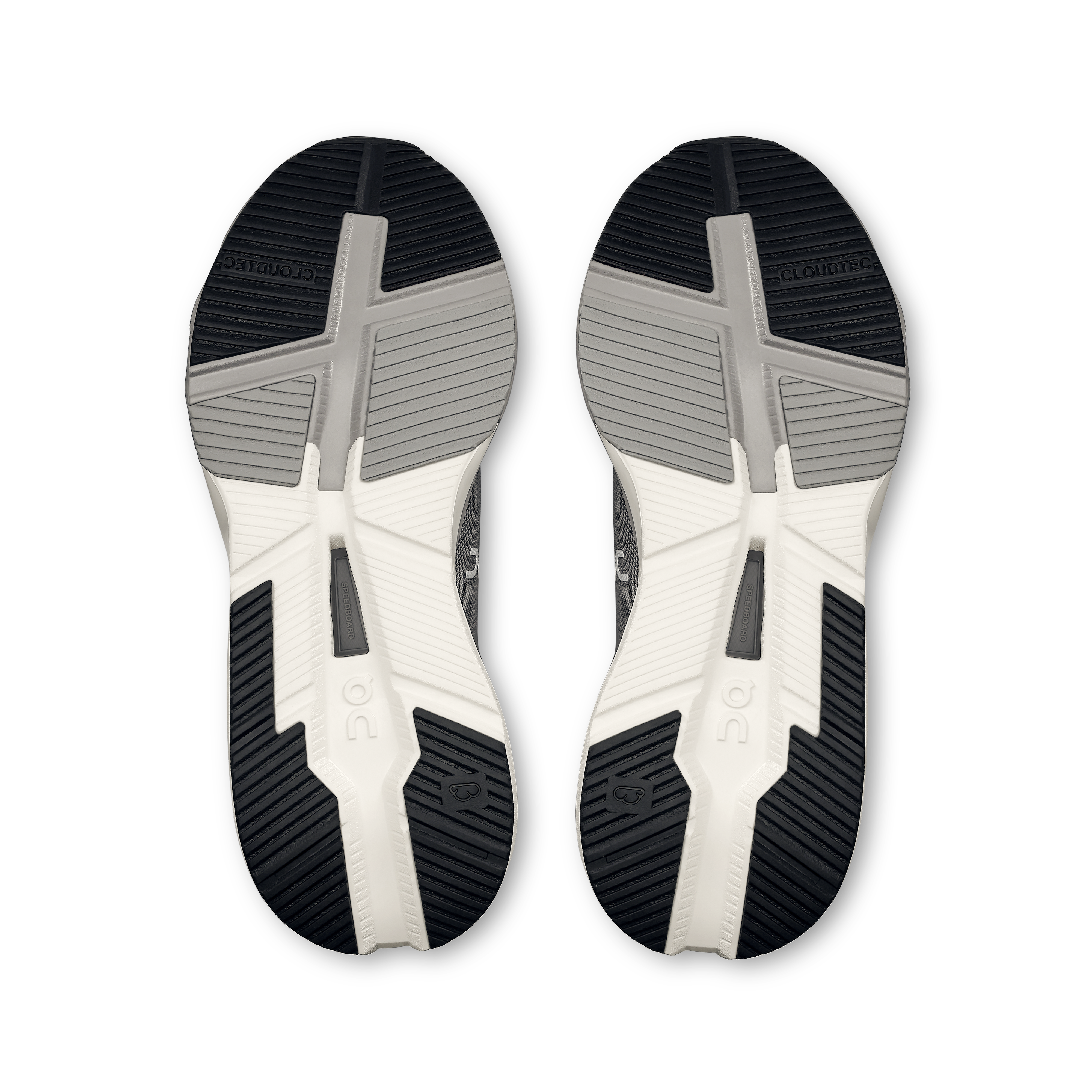 on running cloudnova x alloy black