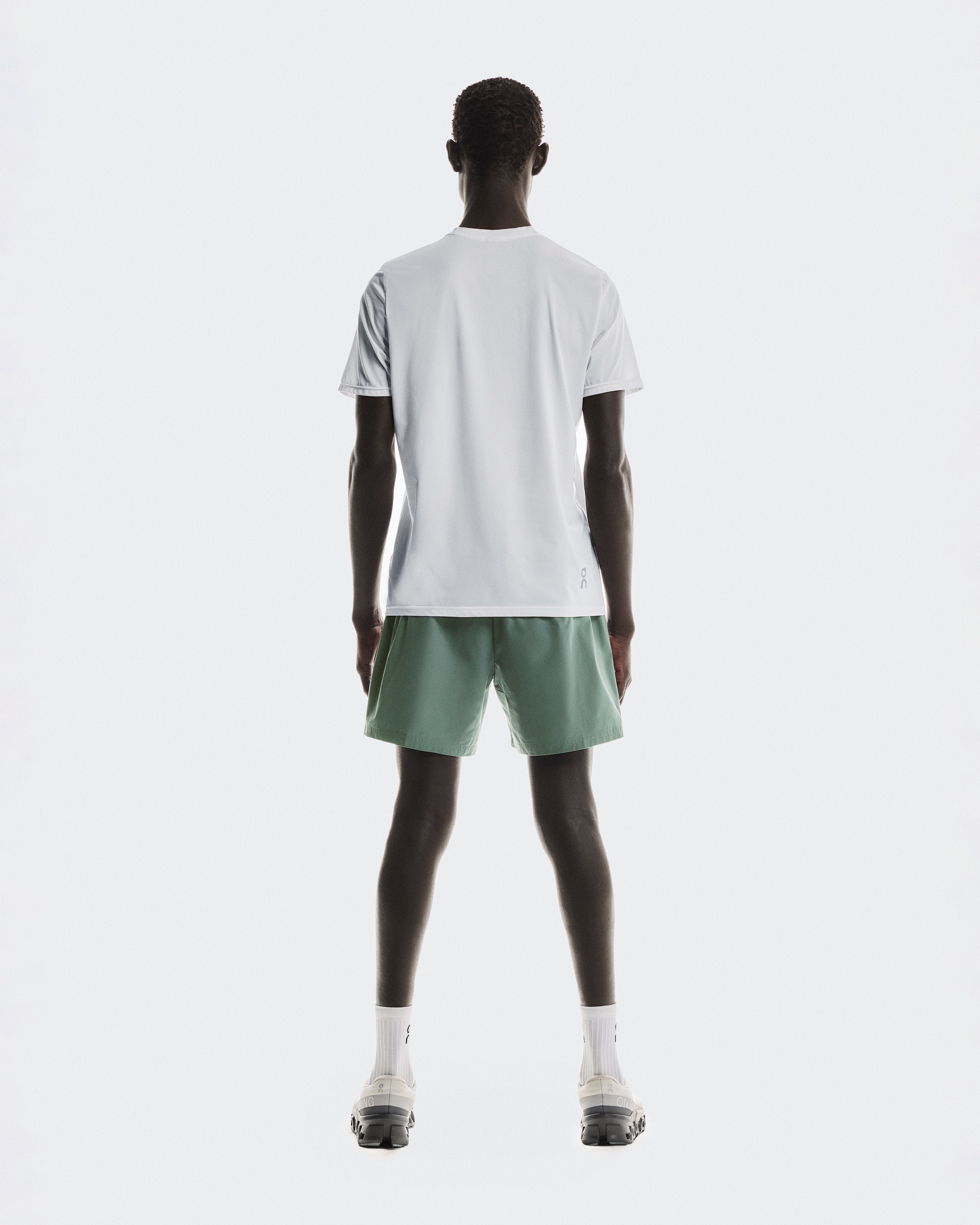 On 5" Core Shorts Olive