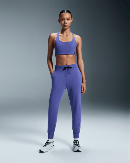 on sweat pants Iris (Women's)