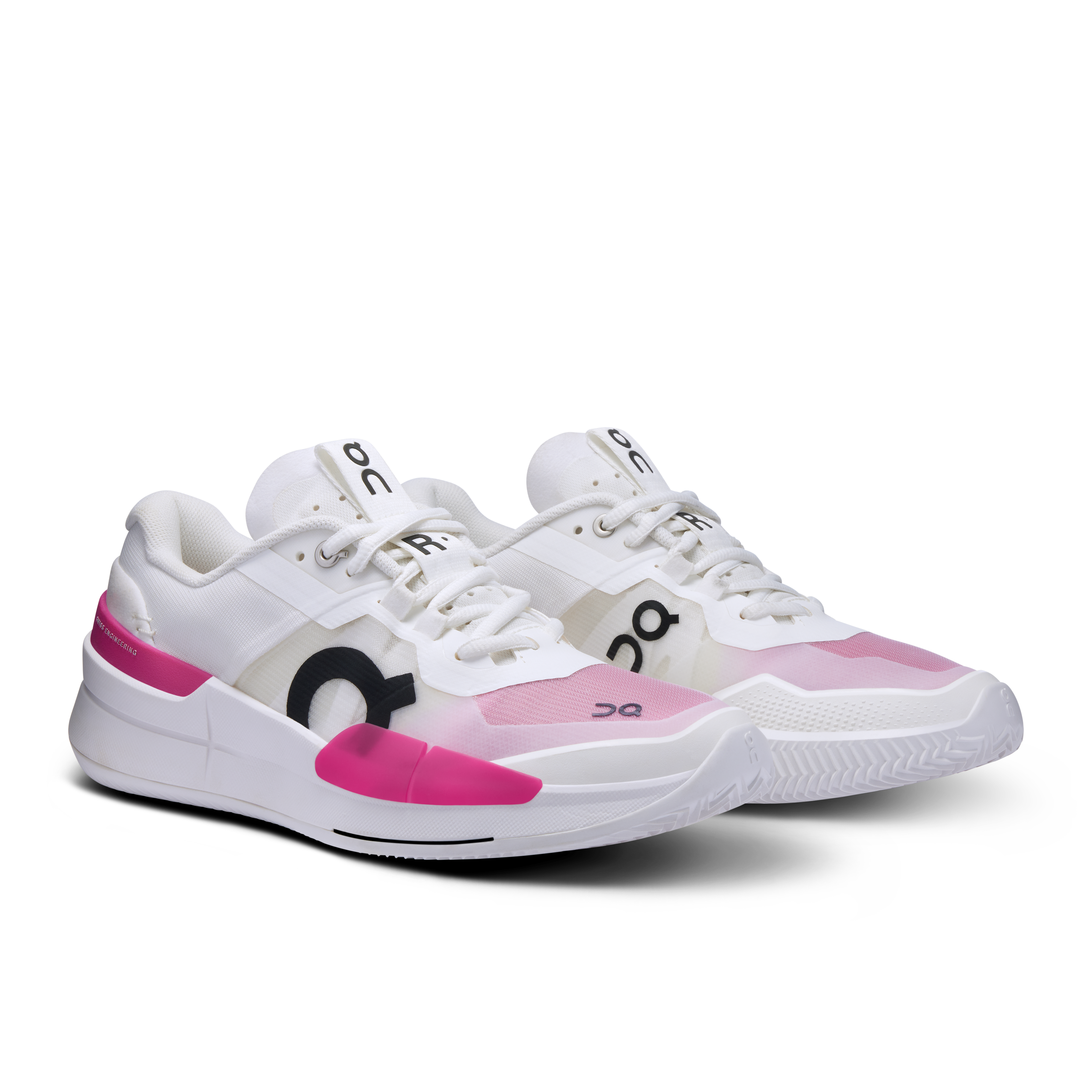 on running the roger pro 2 clay white pink (women's)