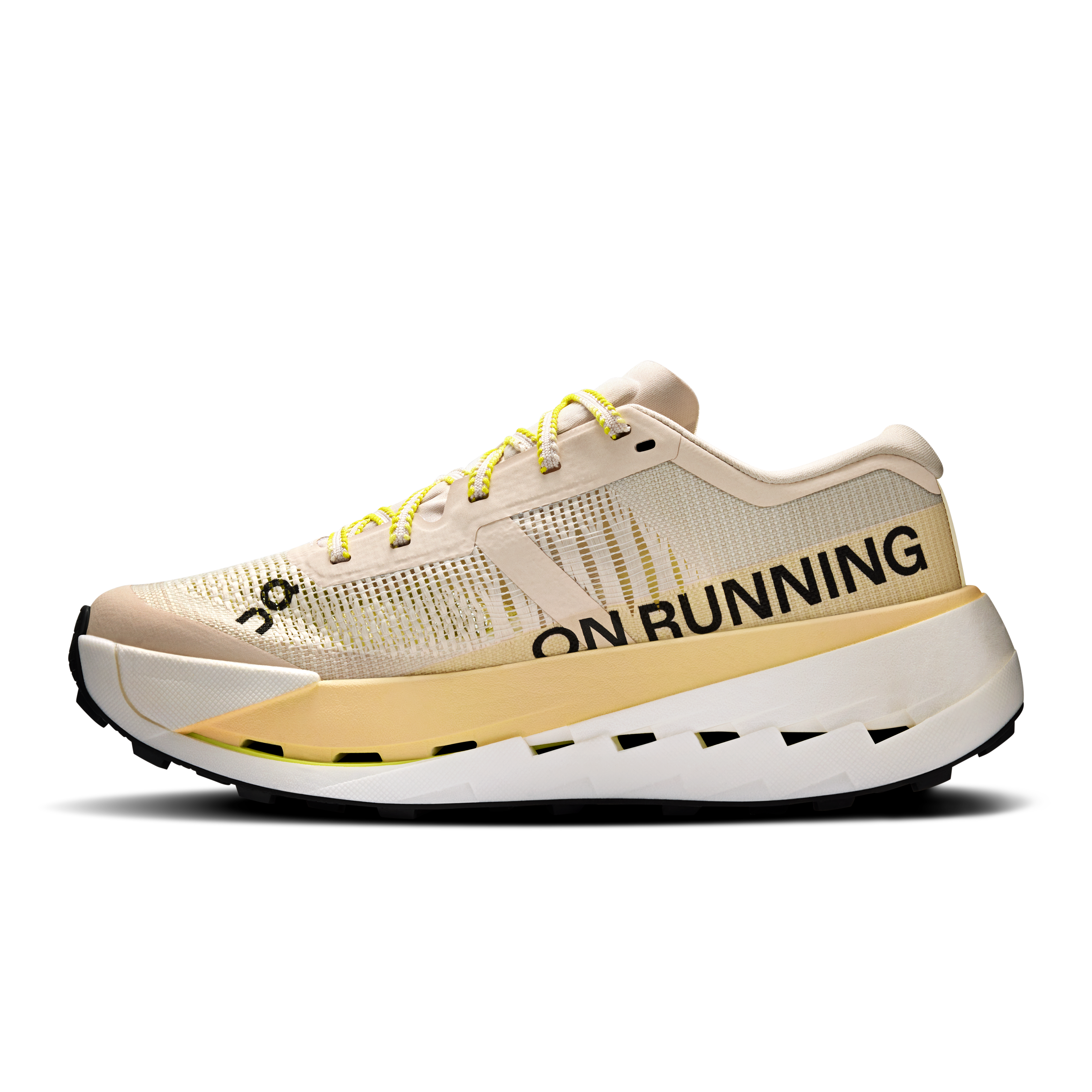 on running cloudultra pro pearl lychee (women's)