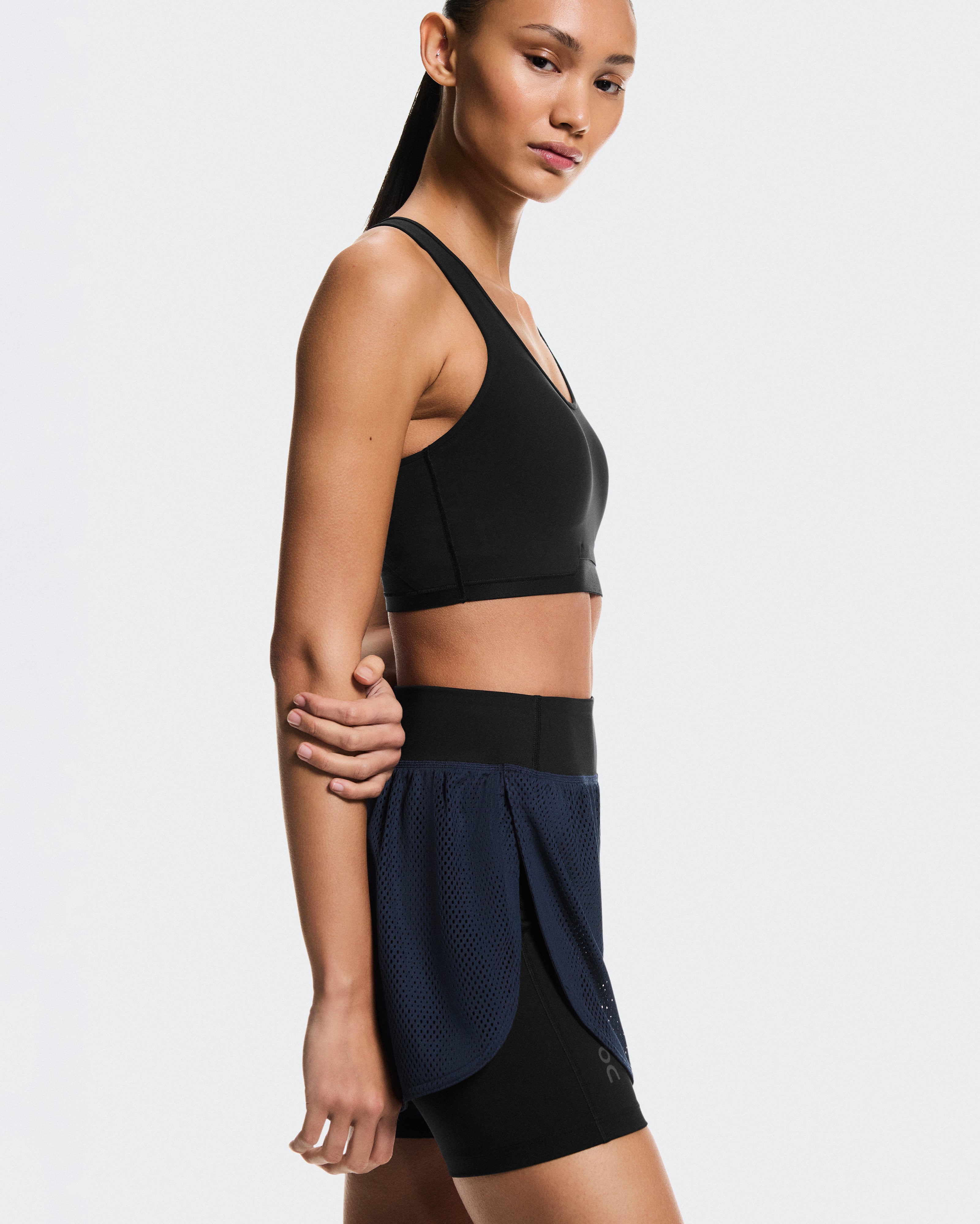 On Train Volt 2-In-1 Shorts Navy (Women'S)