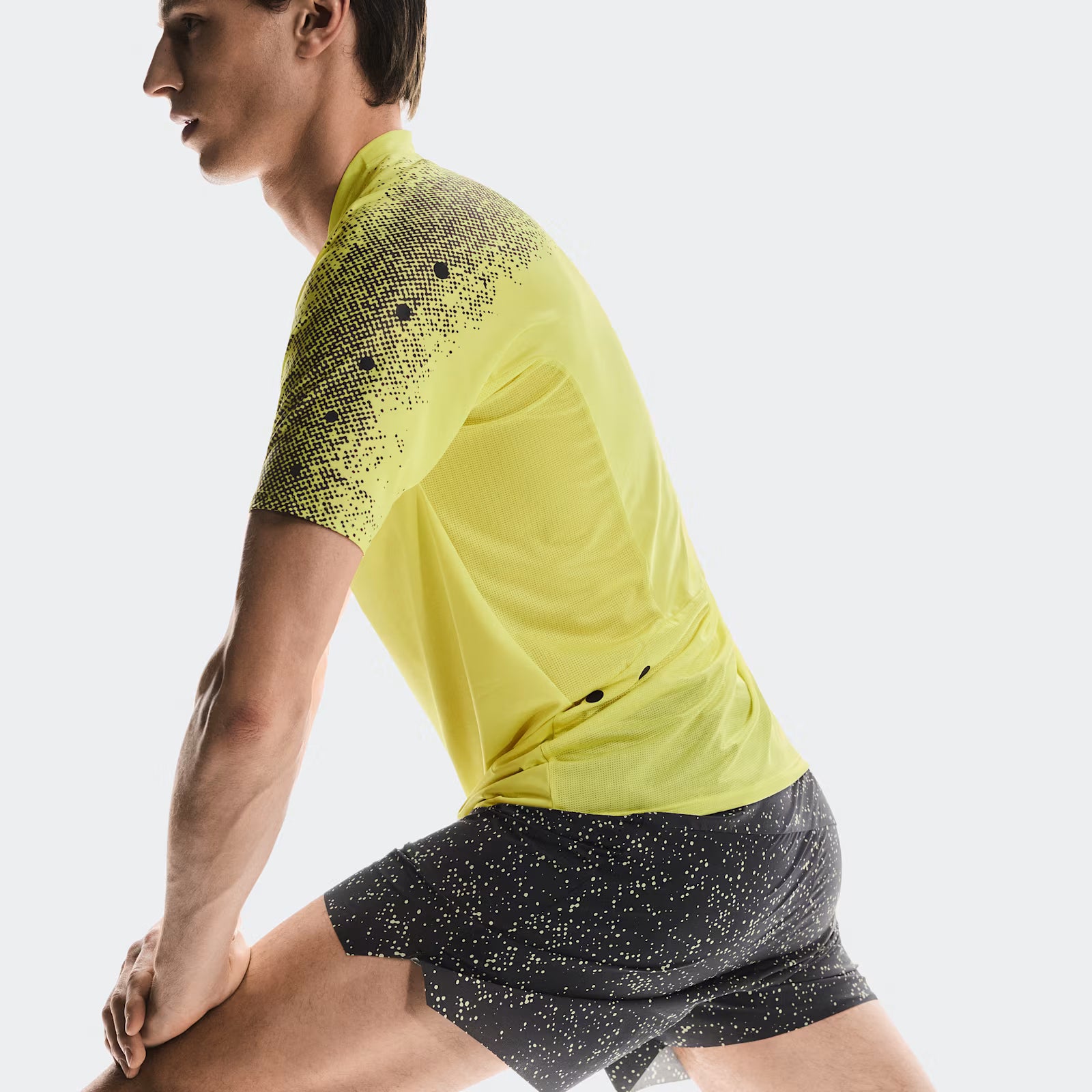 On Ultra Shorts Iron | Lime