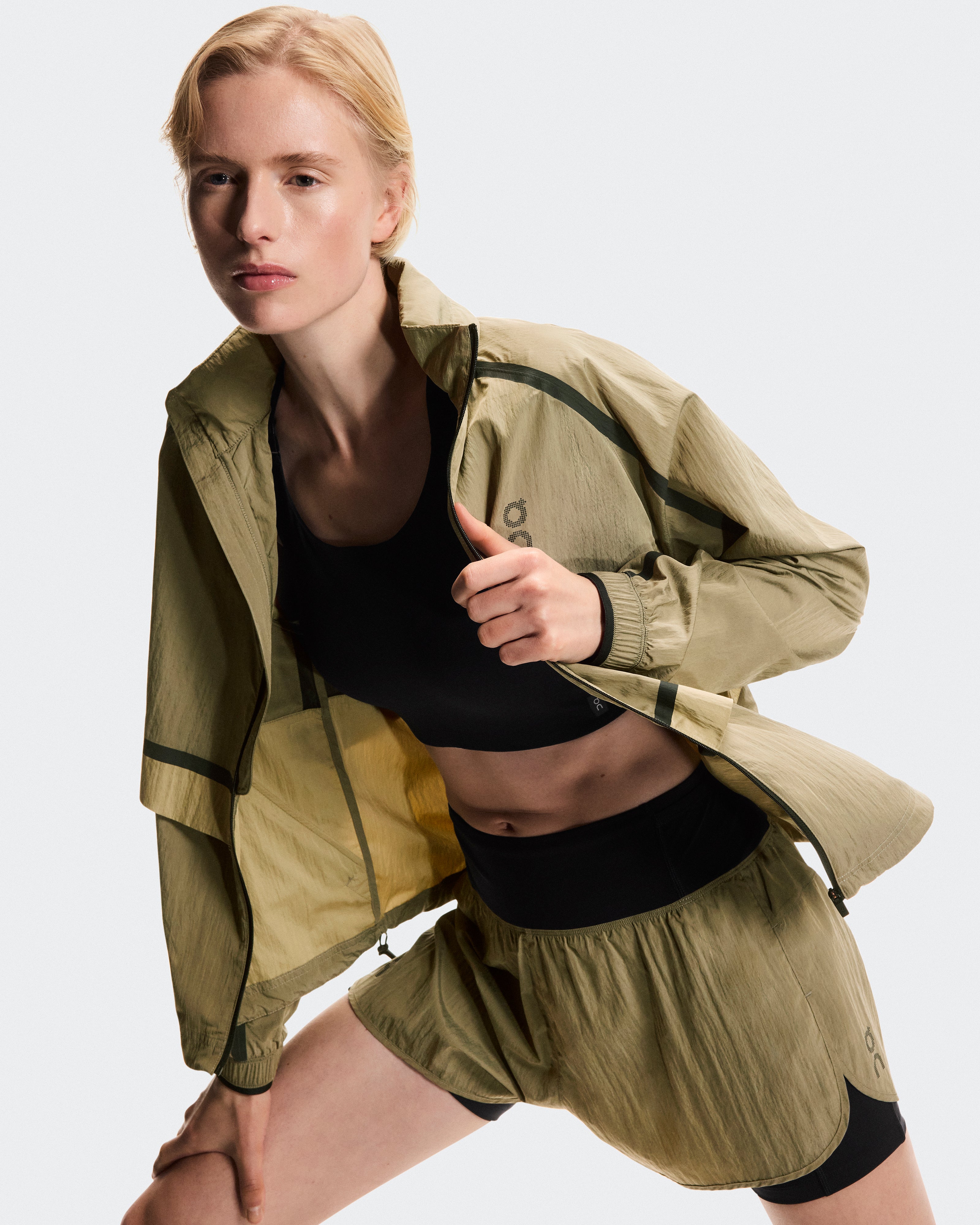 On Performance Volt Jacket Safari (Women'S)
