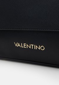 Valentino Re Cross Body Bag Nero