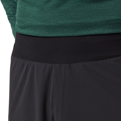 On Lightweight Shorts Black