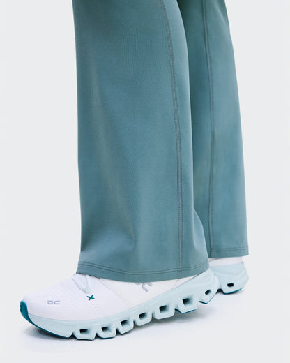 On Studio Flared Pants 30" Agave (Women'S)