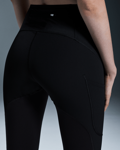 on trek tight Black | Mulberry (Women's)