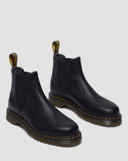 Dr. Martens 2976 Grizzly Fleece Lined Chelsea Boots Black - Womens