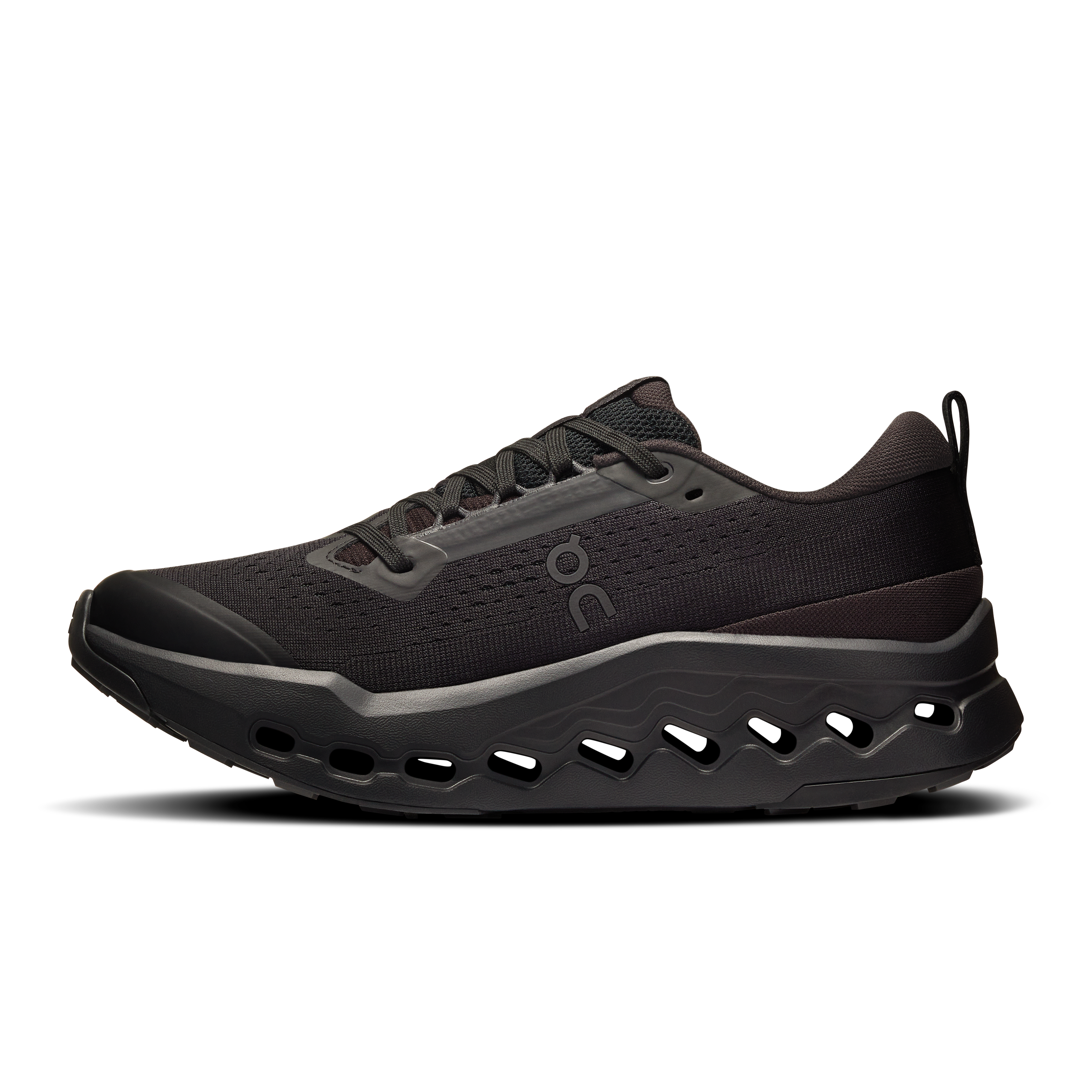 on running cloudsurfer trail 2 black (women's)